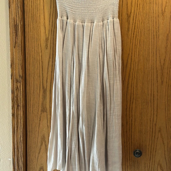 Kings Road Dresses & Skirts - Light Gray Maxi Dress with Smocked Bodice